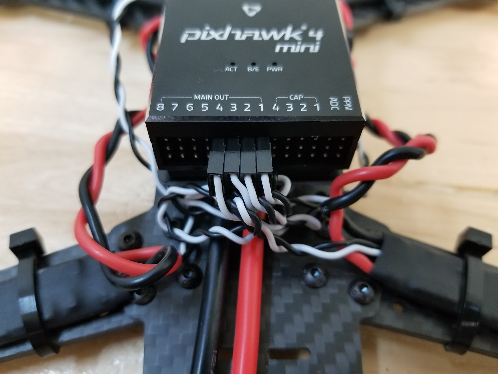 QAV250 Connect ESCs to Pixhawk PWM